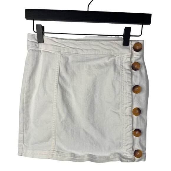 Free People White Side-Button Mini Skirt Size 4 Small Cotton Blend Casual Chic - Picture 1 of 12